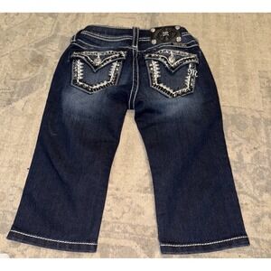 Miss Me Jeans Girls Youth Size 8 Embroidered Capri Style